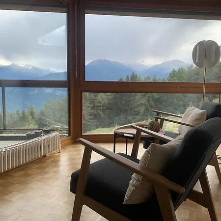 Appartement Spacieux De 4,5 Pieces Avec Vue Sur Les Alpes
