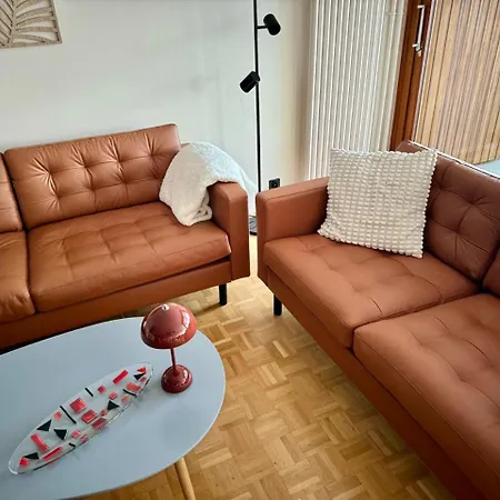 Appartement Spacieux De 4,5 Pieces Avec Vue Sur Les Alpes *